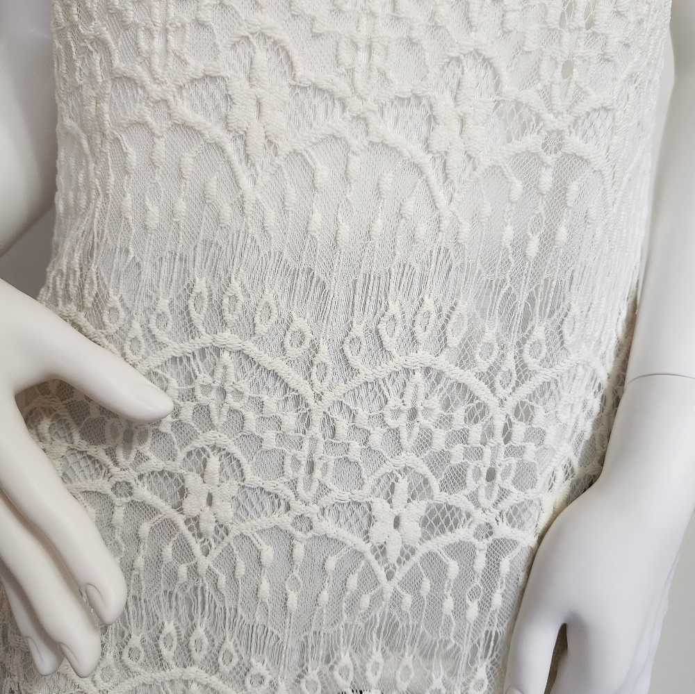 89th & Maddison white lace shirt size small - Picture 2 of 8
